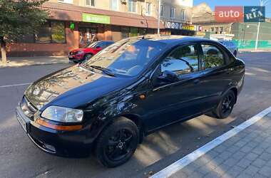 Седан Chevrolet Aveo 2005 в Измаиле