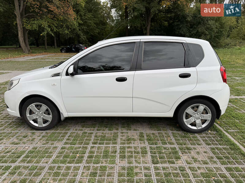 Хетчбек Chevrolet Aveo 2010 в Києві фото 11 Хетчбек Chevrolet Aveo 2010 в Києві