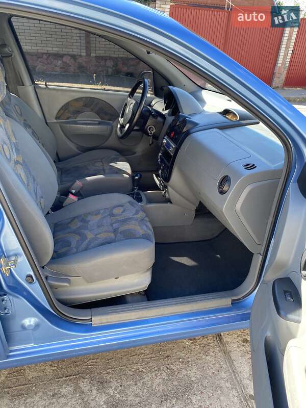 Хетчбек Chevrolet Aveo 2005 в Києві