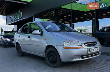 Седан Chevrolet Aveo 2005 в Івано-Франківську