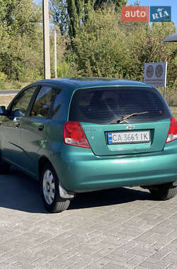 Хэтчбек Chevrolet Aveo 2005 в Золотоноше