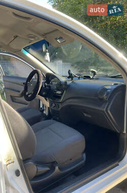 Седан Chevrolet Aveo 2006 в 