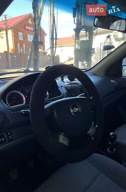 Седан Chevrolet Aveo 2006 в 