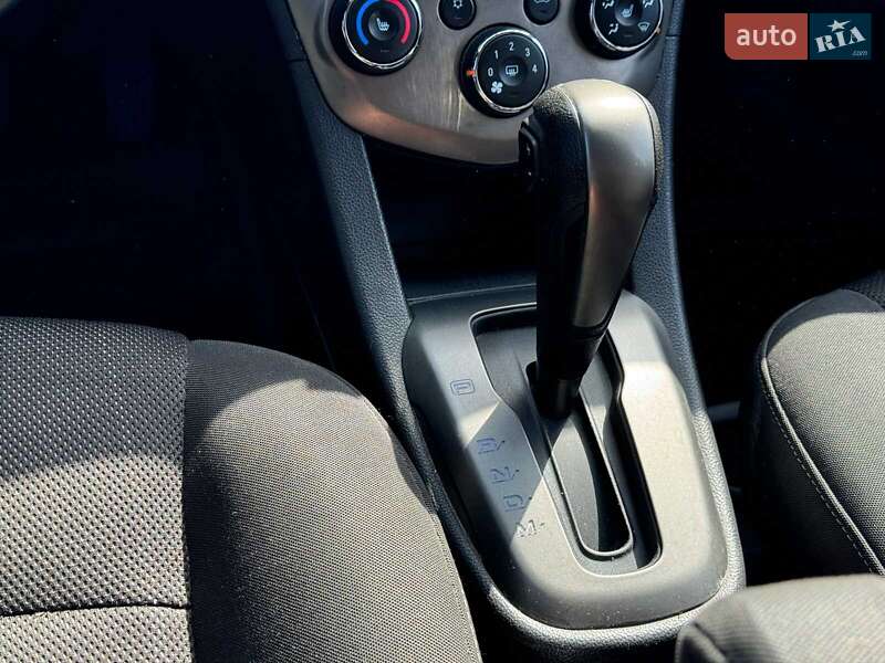 Хетчбек Chevrolet Aveo 2012 в Вінниці фото 29 Хетчбек Chevrolet Aveo 2012 в Вінниці