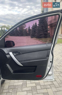 Седан Chevrolet Aveo 2007 в 