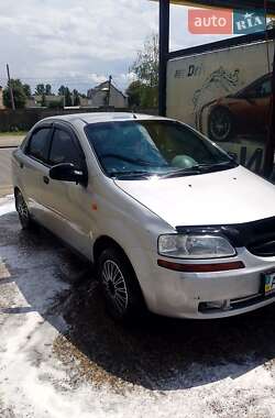 Седан Chevrolet Aveo 2004 в 