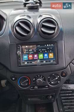 Седан Chevrolet Aveo 2006 в 