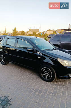 Хэтчбек Chevrolet Aveo 2008 в 