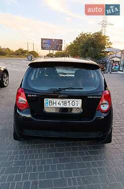 Хэтчбек Chevrolet Aveo 2008 в 