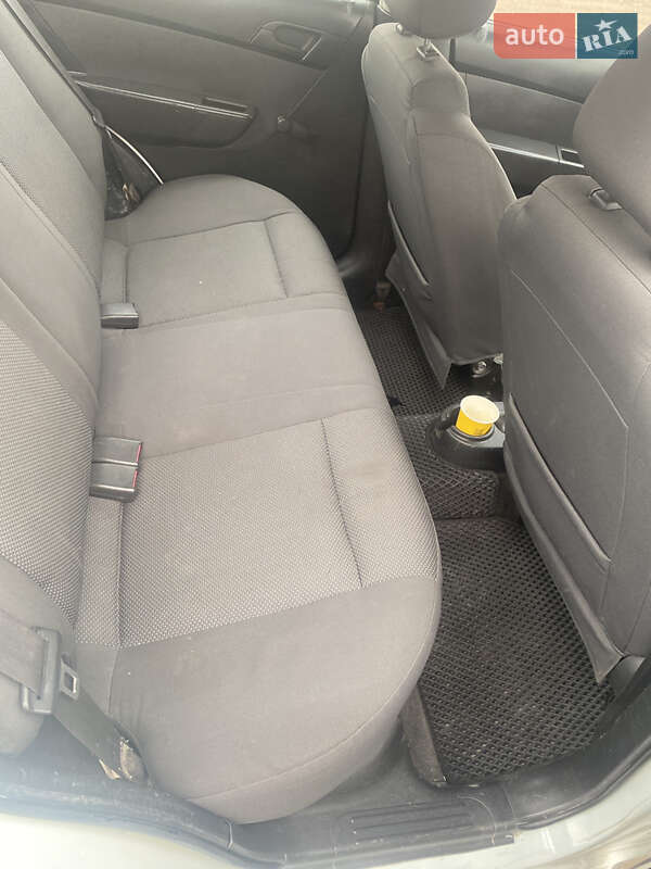 Седан Chevrolet Aveo 2008 в Броварах