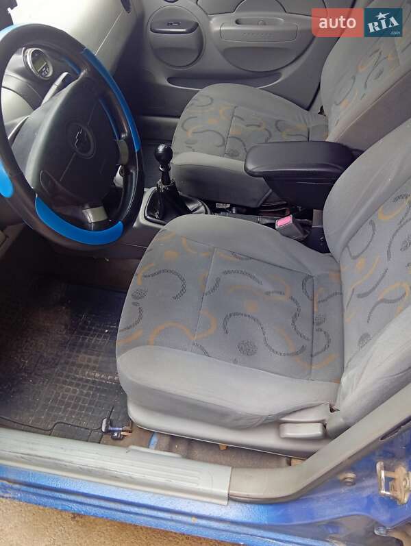 Седан Chevrolet Aveo 2005 в Харькове