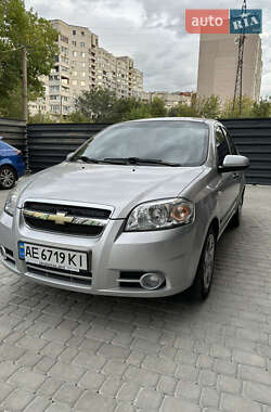 Седан Chevrolet Aveo 2007 в Днепре