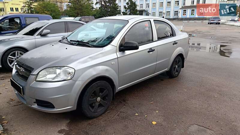 Седан Chevrolet Aveo 2007 в Киеве