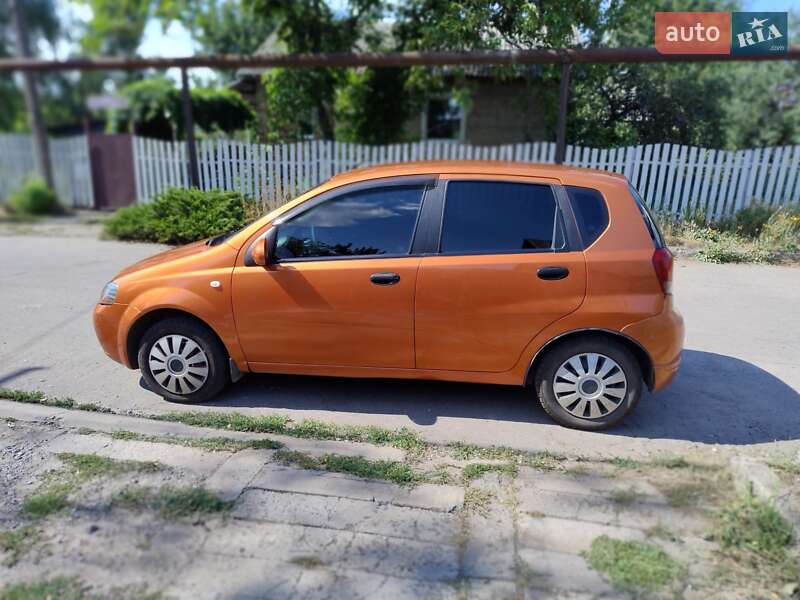 Хэтчбек Chevrolet Aveo 2007 в Терновке