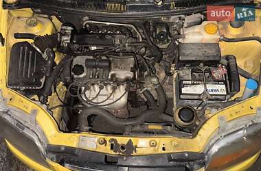 Хэтчбек Chevrolet Aveo 2006 в 