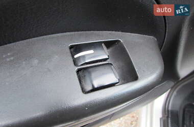 Хэтчбек Chevrolet Aveo 2006 в 