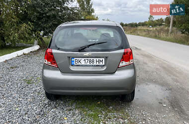 Хэтчбек Chevrolet Aveo 2006 в  фото 5 Хэтчбек Chevrolet Aveo 2006 в
