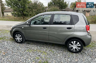 Хэтчбек Chevrolet Aveo 2006 в  фото 7 Хэтчбек Chevrolet Aveo 2006 в
