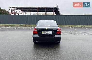 Седан Chevrolet Aveo 2011 в 