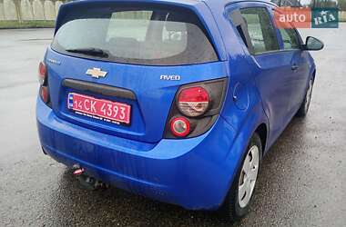 Хэтчбек Chevrolet Aveo 2012 в 