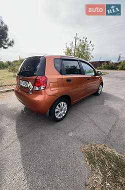 Хэтчбек Chevrolet Aveo 2007 в 