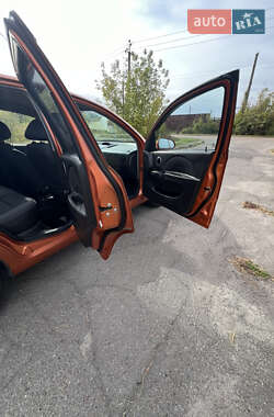 Хэтчбек Chevrolet Aveo 2007 в 