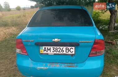 Седан Chevrolet Aveo 2005 в Прилуках