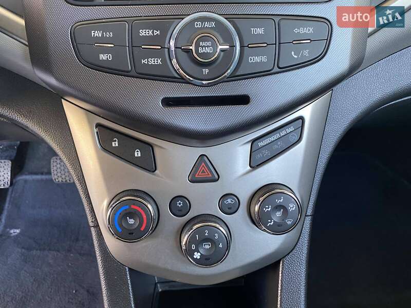 Хэтчбек Chevrolet Aveo 2012 в Николаеве