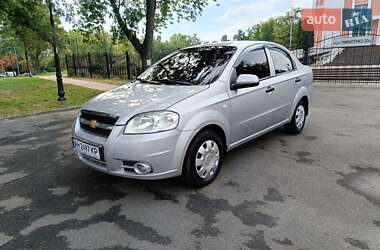 Седан Chevrolet Aveo 2006 в Киеве