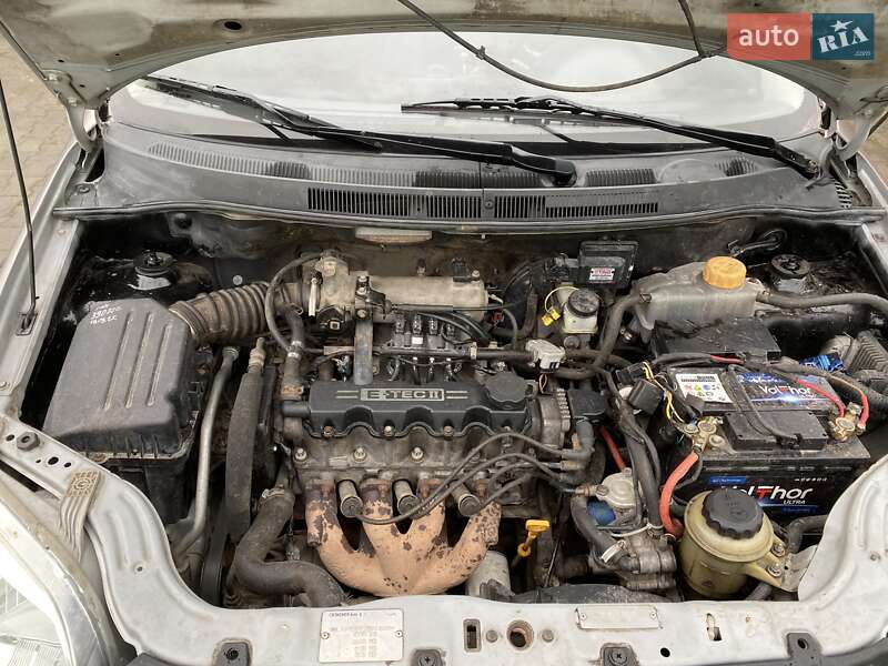 Седан Chevrolet Aveo 2007 в Теребовле