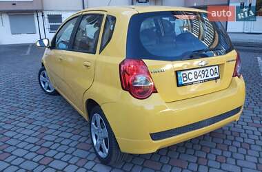 Хэтчбек Chevrolet Aveo 2009 в 