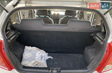Хэтчбек Chevrolet Aveo 2008 в 