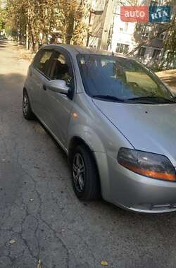 Хэтчбек Chevrolet Aveo 2006 в 