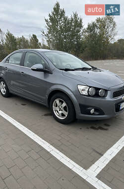 Седан Chevrolet Aveo 2014 в Броварах