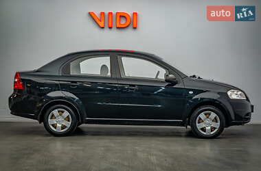 Седан Chevrolet Aveo 2011 в 