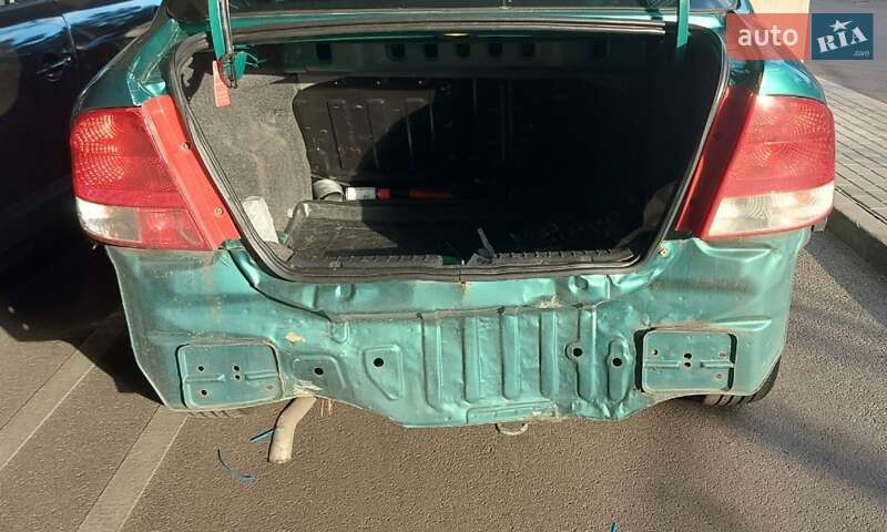 Седан Chevrolet Aveo 2005 в Ізмаїлі