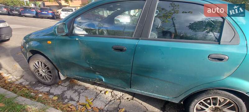 Седан Chevrolet Aveo 2005 в Ізмаїлі
