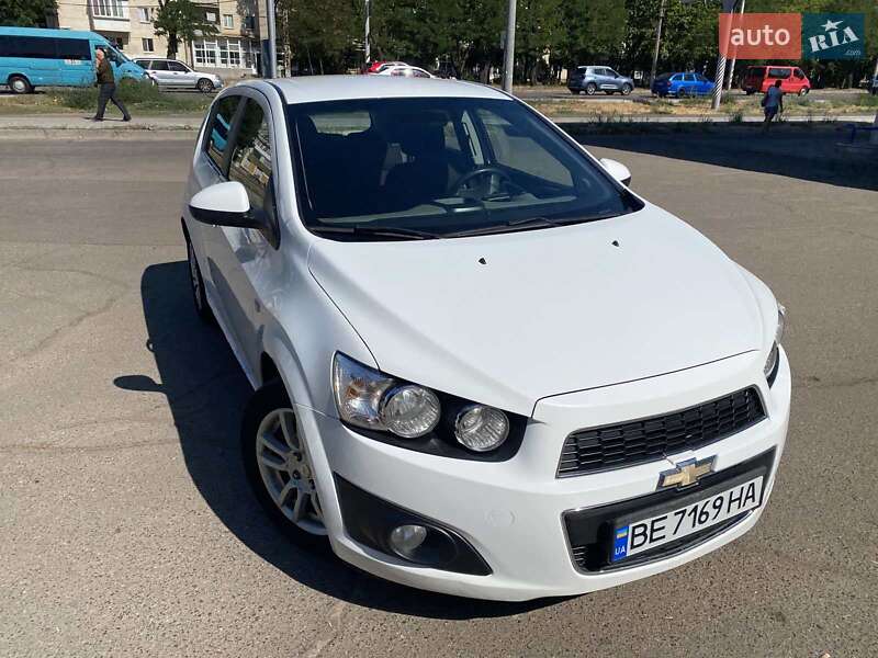 Хэтчбек Chevrolet Aveo 2012 в Николаеве фото 3 Хэтчбек Chevrolet Aveo 2012 в Николаеве