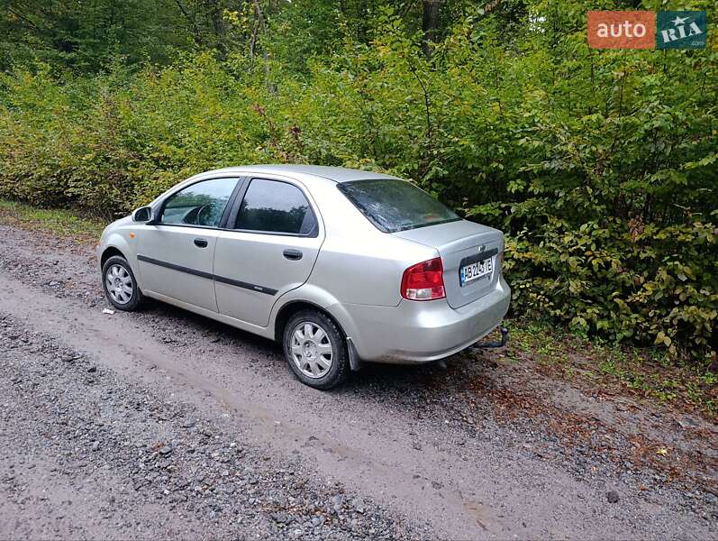 Chevrolet Aveo 2005