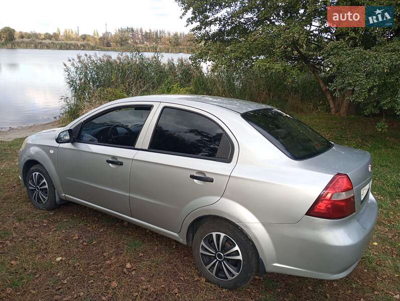 Седан Chevrolet Aveo 2010 в Харькове фото 12 Седан Chevrolet Aveo 2010 в Харькове