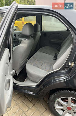 Седан Chevrolet Aveo 2005 в 