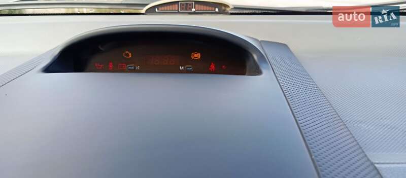 Седан Chevrolet Aveo 2005 в Запорожье