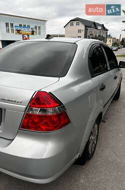 Седан Chevrolet Aveo 2011 в 