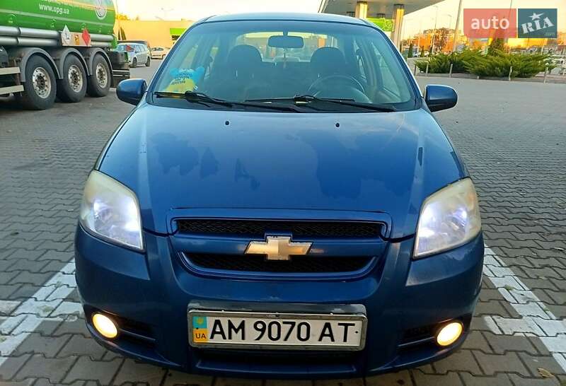 Седан Chevrolet Aveo 2008 в Житомире