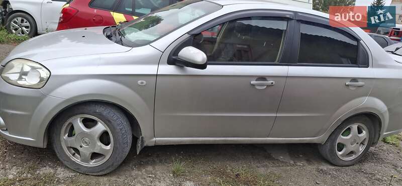 Седан Chevrolet Aveo 2008 в Тернополе