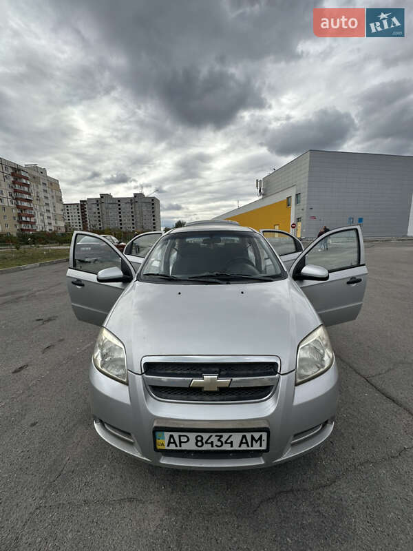 Седан Chevrolet Aveo 2006 в Запорожье