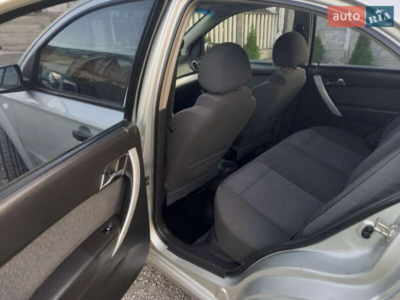 Седан Chevrolet Aveo 2008 в Запорожье фото 2 Седан Chevrolet Aveo 2008 в Запорожье