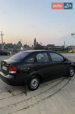 Седан Chevrolet Aveo 2005 в 