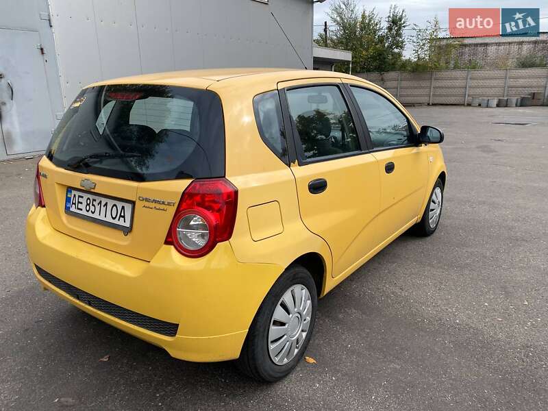 Хэтчбек Chevrolet Aveo 2008 в Кривом Роге