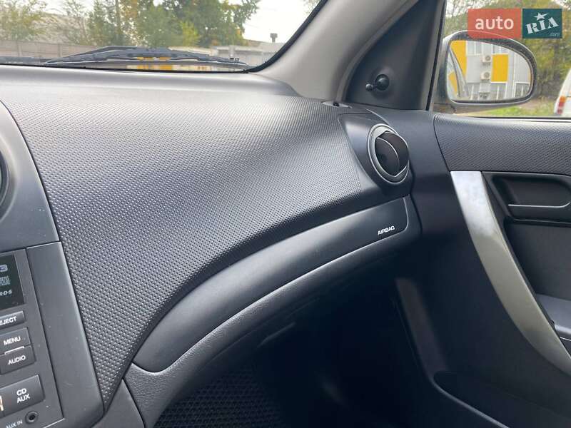 Хэтчбек Chevrolet Aveo 2008 в Кривом Роге